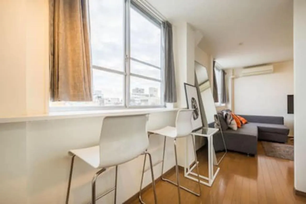 Sengoku Eki-Mae Bldg 401 Apartment Tokyo
